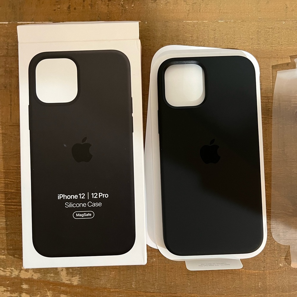 Apple iphone 12/12 pro magsafe case